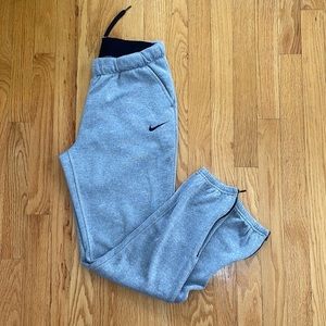 Nike dri-fit grey knit jogger style sweatpants. Size small